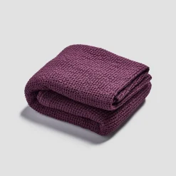 Blankets & Throws|Blankets & Throws>Piglet in Bed Waffle Cotton Throw Berry