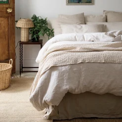 Blankets & Throws|Blankets & Throws>Piglet in Bed Oat Milk Textured Knit Throw