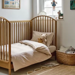 Kids Bedding|Bedding>Piglet in Bed Kids Cotton Fitted Sheet Parchment