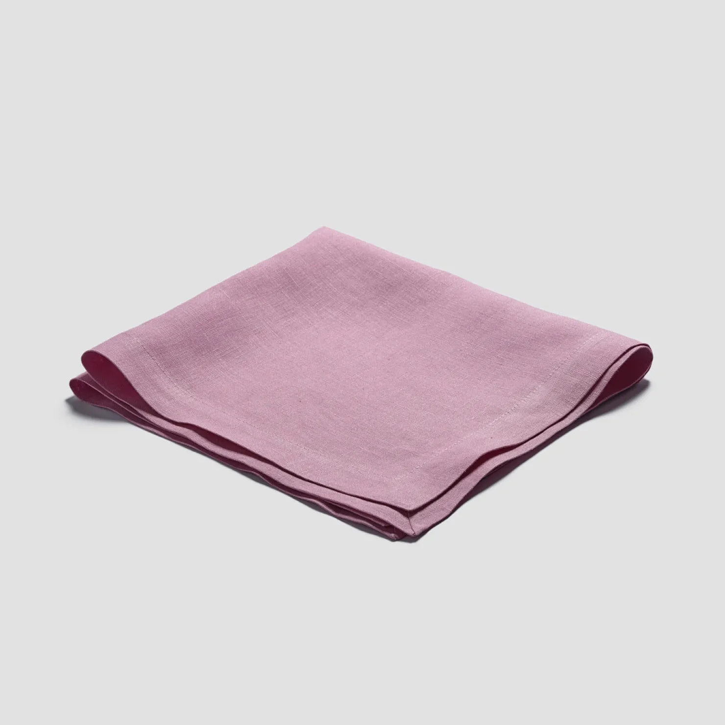 Table Linens>Piglet in Bed 100% Linen Napkins Set of 4 Raspberry