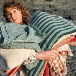 Towels><noscript><img width=