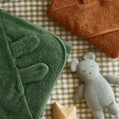 Toys|Kids Bathroom>Piglet in Bed Cotton Woodland Animal Hooded Towel Sweet Pea