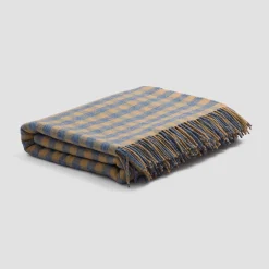 Kids Bedding|Bedding>Piglet in Bed Wool Blanket Warm Blue Gingham