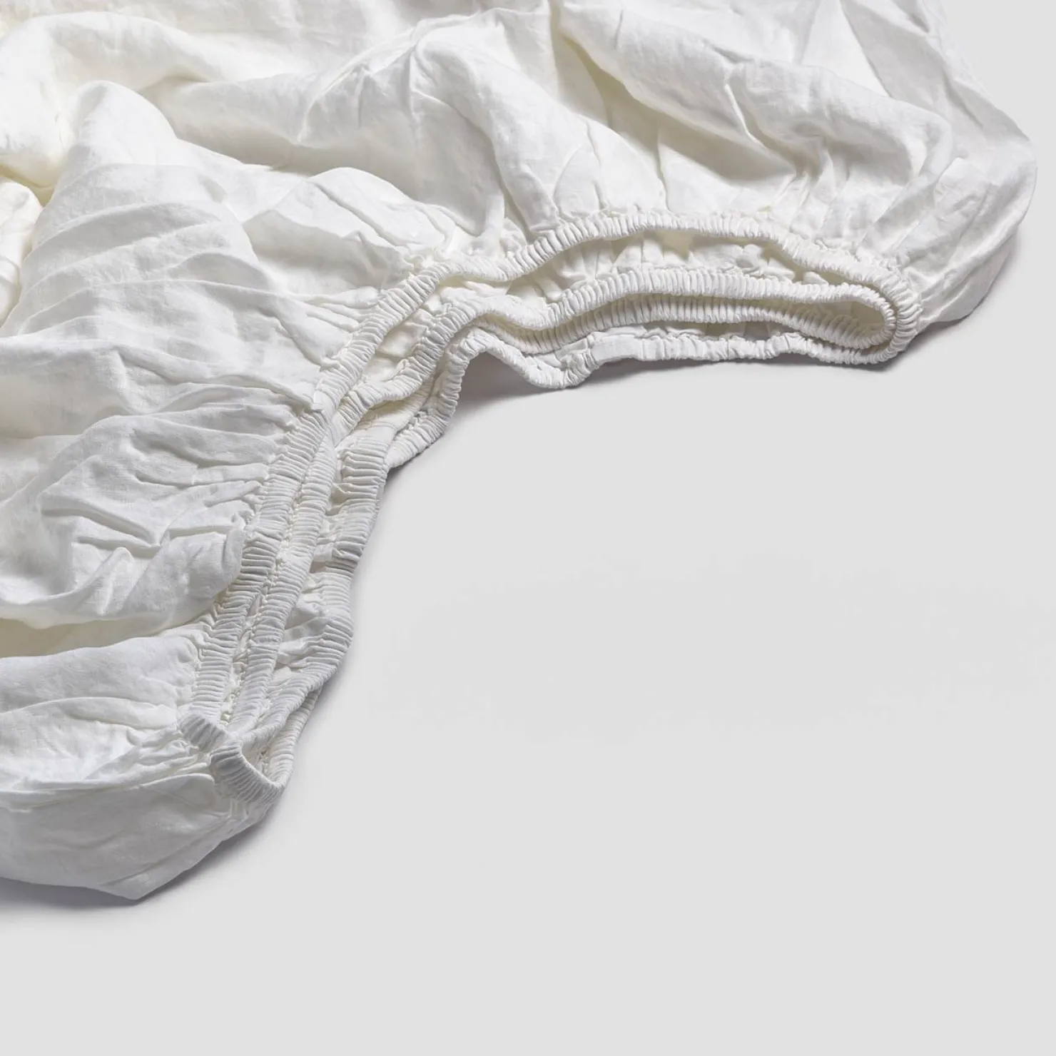 Linen Bedding|Fitted Sheets>Piglet in Bed 100% Linen Fitted Sheet White